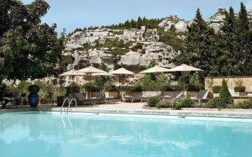 Hotel Baumaniere Les Baux De Provence Exteriör bild